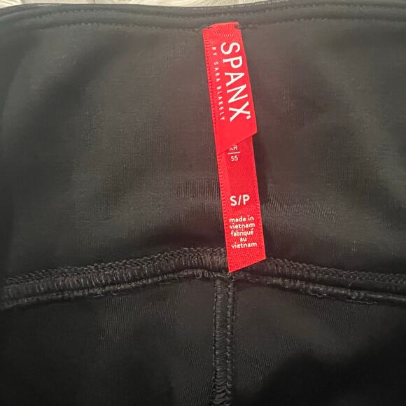 Spanx Faux Leather Leggings Pull On Stretchy Compression High Waist Black Small - Picture 3 of 4